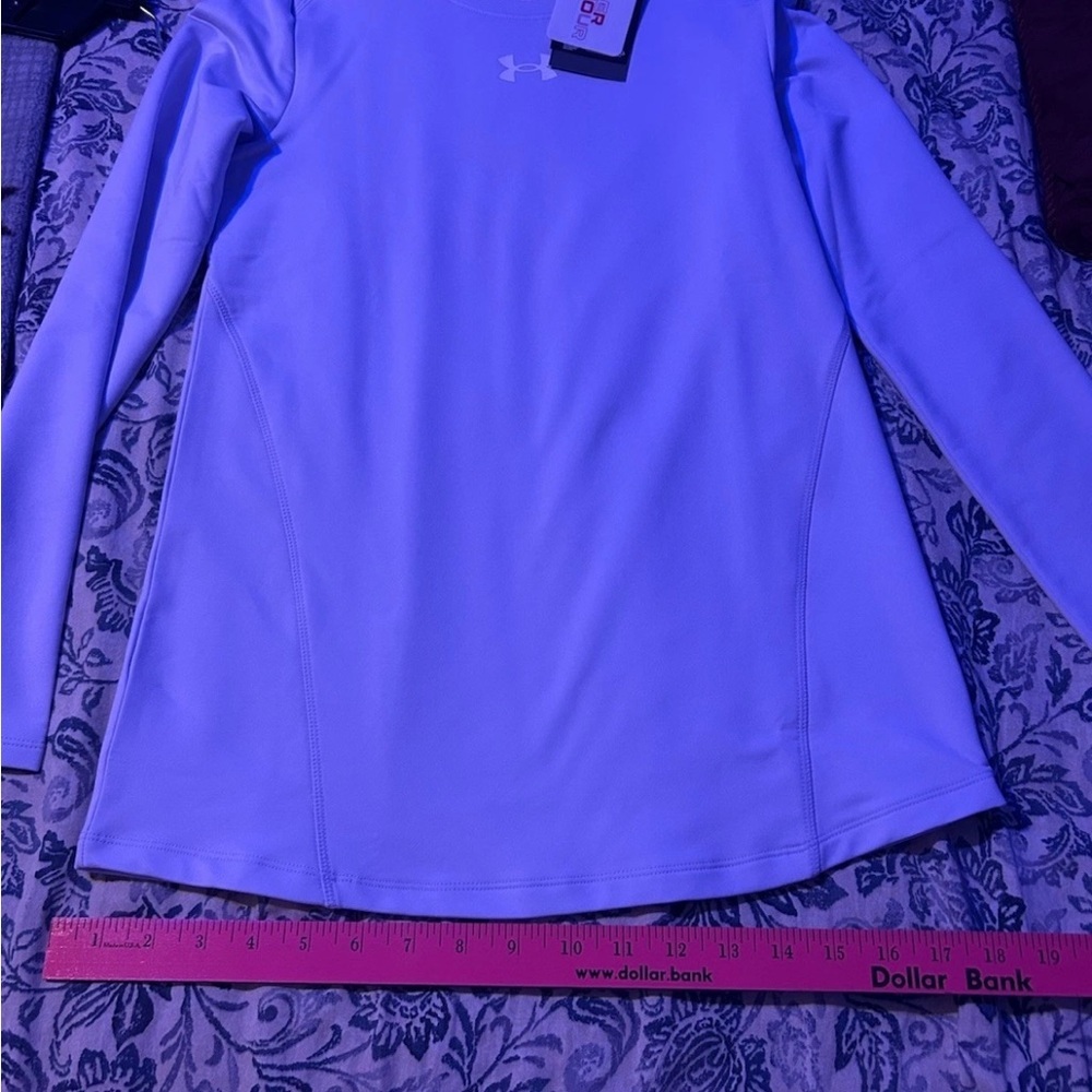 Under Armour GIRLS Cold Gear Long Sleeve Crew Neck Fitted Shirt J-G Violet NWT - Picture 9 of 10
